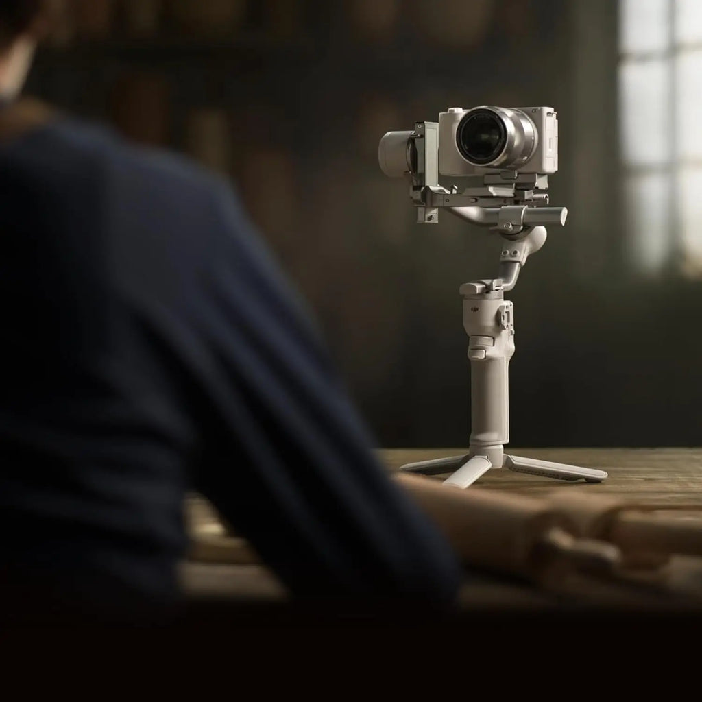 DJI RS4 Mini Gimbal Stabilizer for Camera and Smartphone DJI