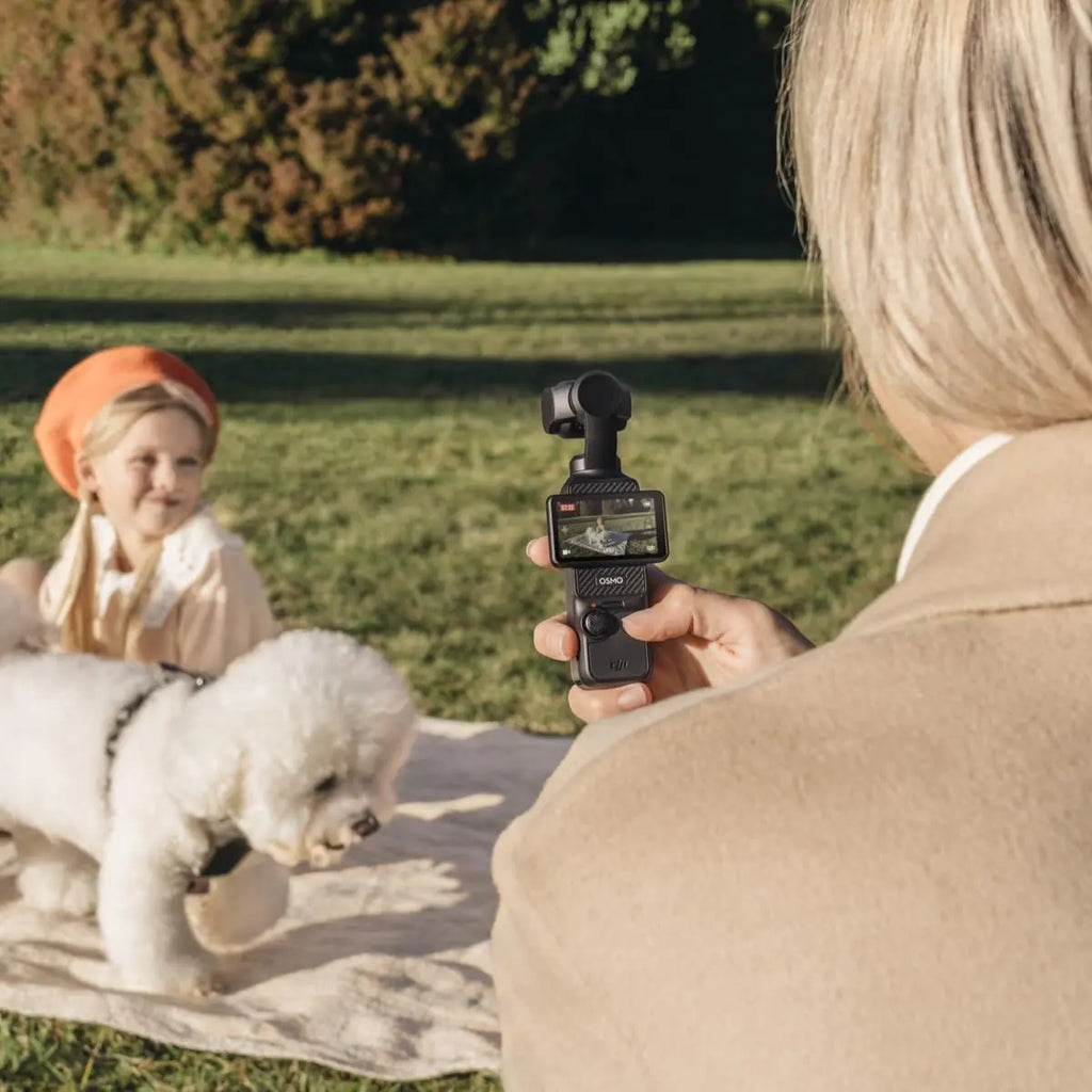 DJI Osmo Pocket 3 Vlogging Camera with 1-Inch CMOS Sensor DJI