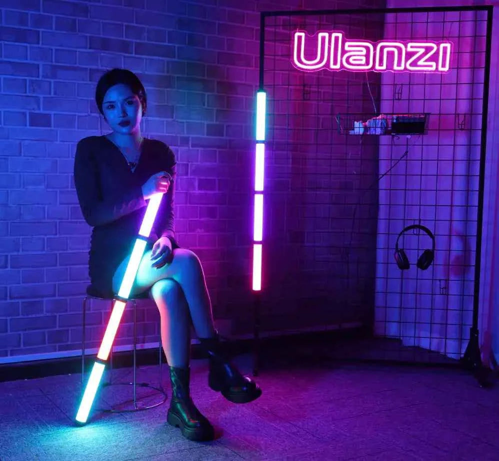 Ulanzi VL110 RGB Magnetic Tube Light 24cm Portable Fill Lamp (R095)