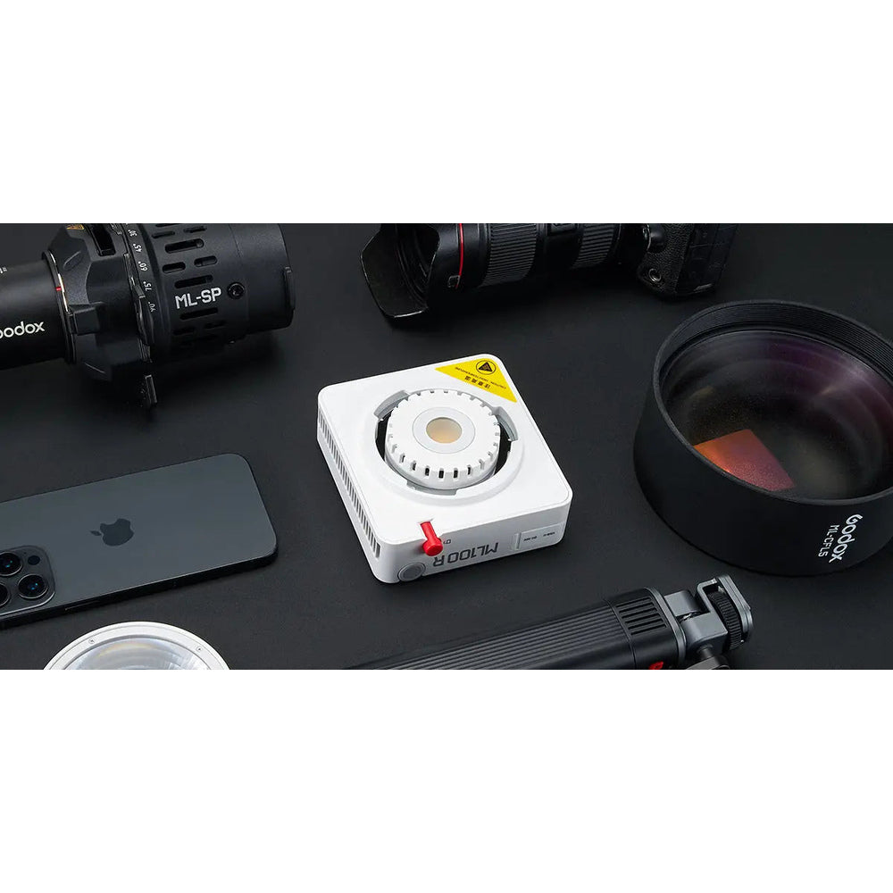 Godox ML100R LED light body and Godox mount detail