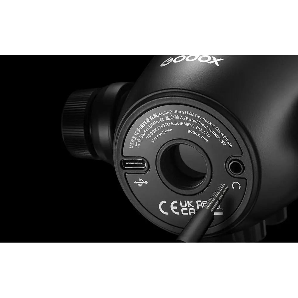 Godox UMic82 USB-C connection and headphone monitoring socket close-up