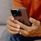 Peak Design Everyday Fabric Case v2 for iPhone 15 Pro Max – Everyday Case iPhone 15 series in hand