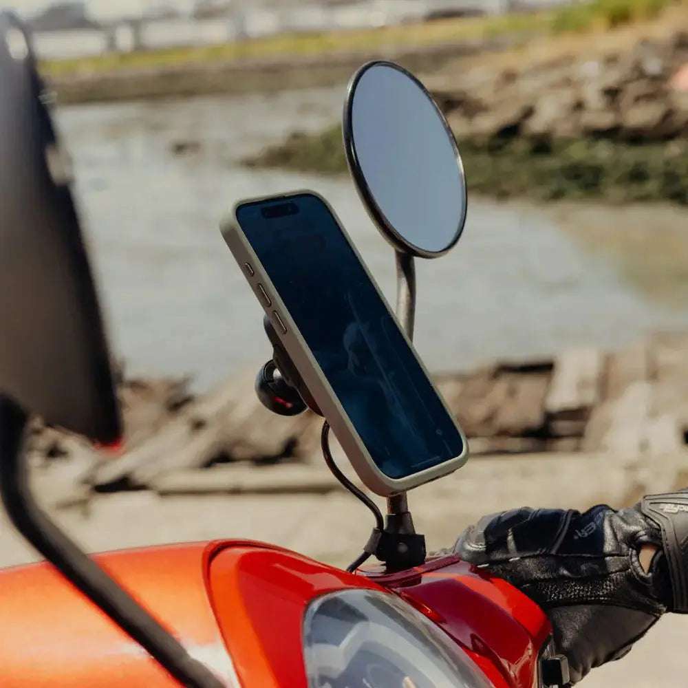 Peak Design Mobile Motorcycle Wireless Charging Mirror Mount - Black – Motorcycle Mirror Mount with phone