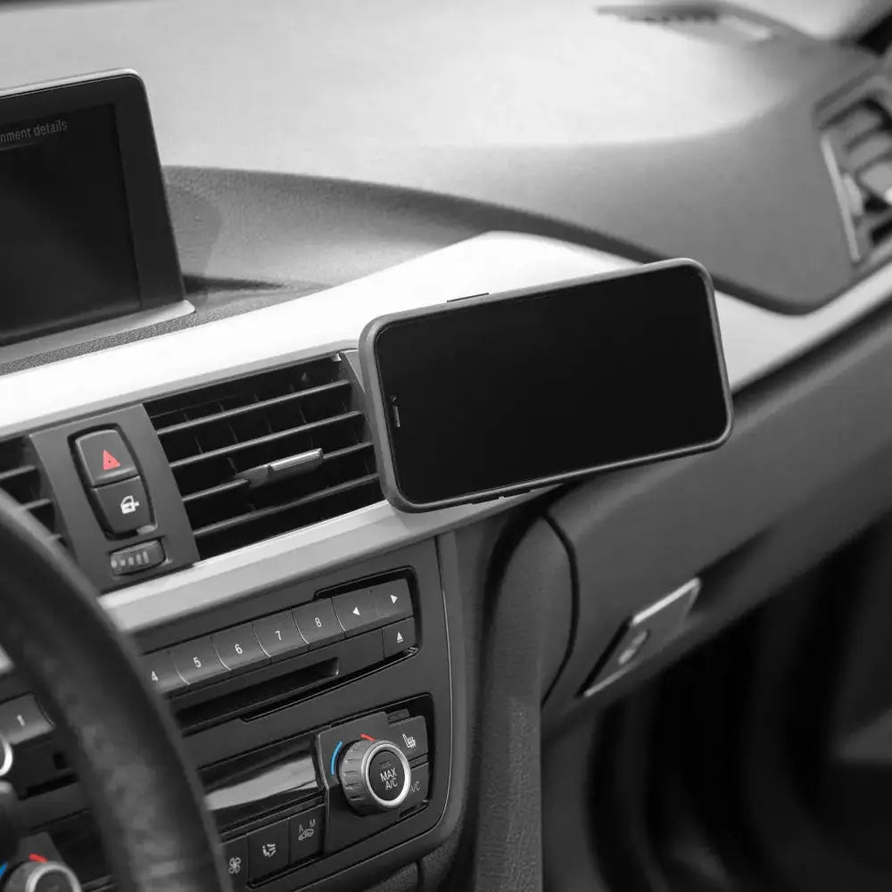 Peak Design Mobile Wireless Charging Car Mount Dashboard Adhesive VHB v2 - Black – car charging mount installed