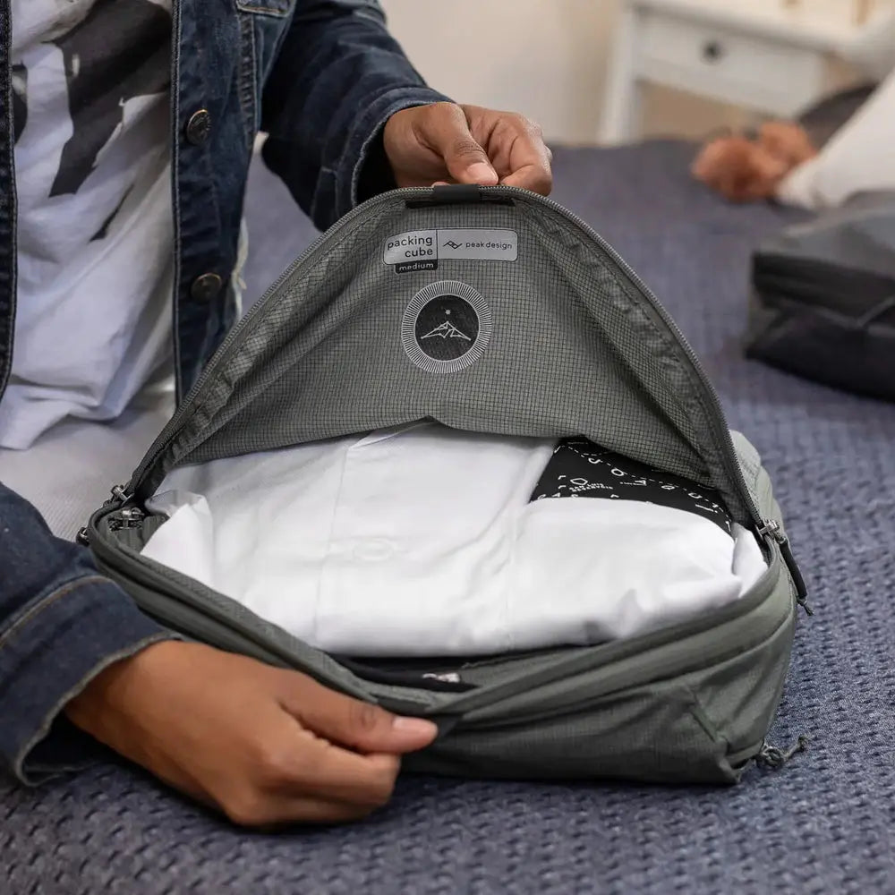 Peak Design Packing Cube Large Compression Organizer – Packing Cube compression organizer open in use