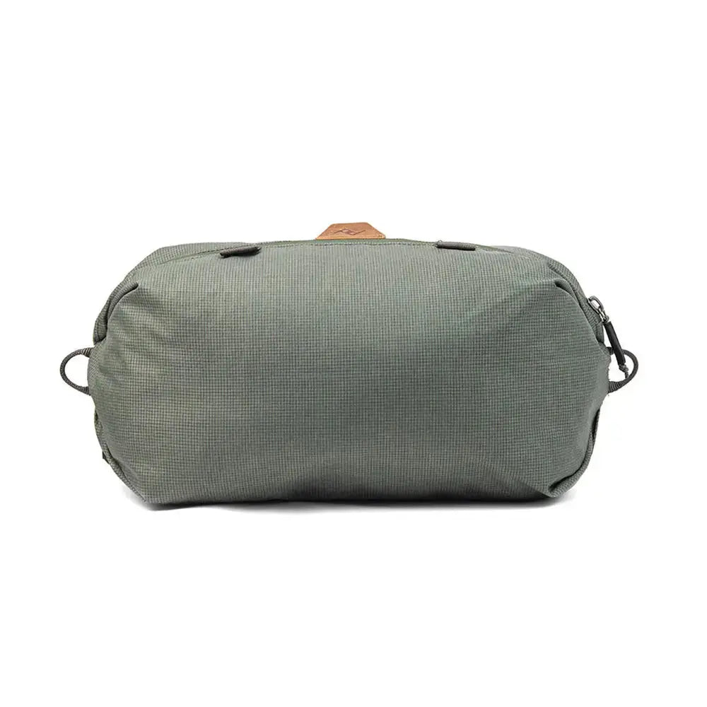 Peak Design Shoe Pouch Ultralight Travel Organizer – Shoe Pouch Sage packed product view