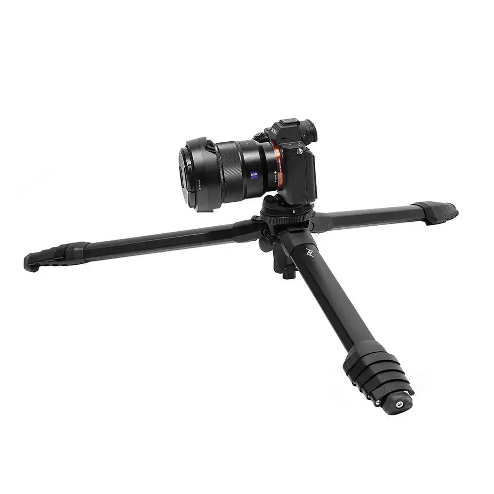 Peak Design Travel Tripod 5-Section Aluminum - Black – Travel Tripod Aluminum in low shooting mode with camera