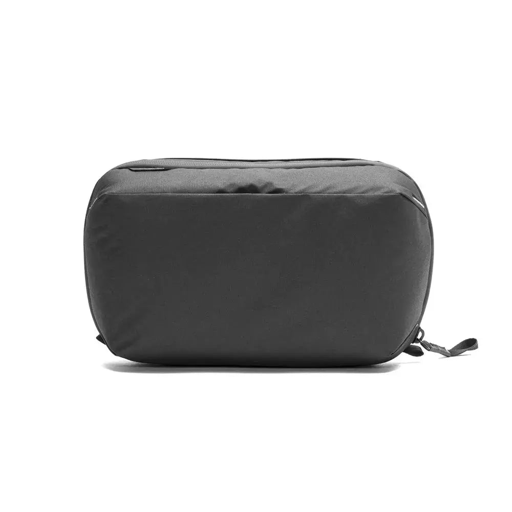 Peak Design Wash Pouch Toiletry Bag – Wash Pouch Regular Black front product view