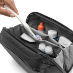 Peak Design Wash Pouch Toiletry Bag – Wash Pouch Regular Black internal toothbrush pocket detail