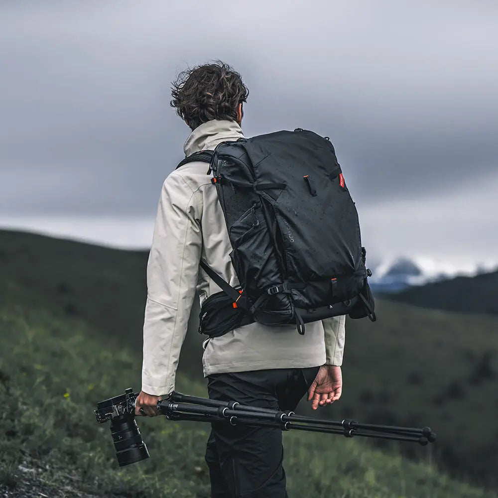 PGYTECH OnePro Focux 35L Space Black backpack rear view