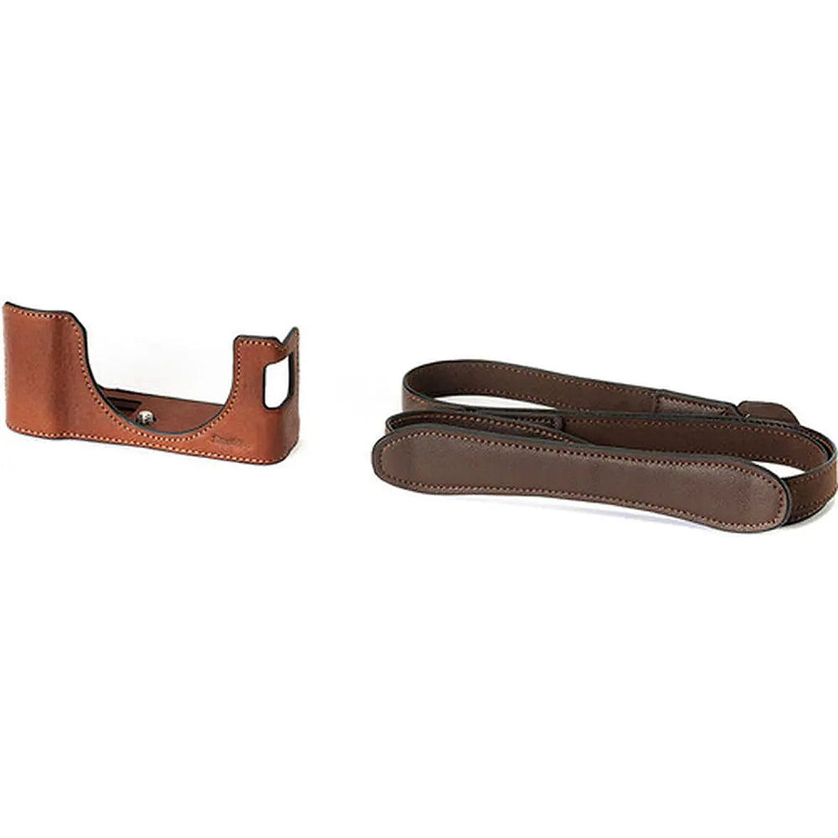 SmallRig 4699 kit contents: brown leather half case and matching shoulder strap for Fujifilm X100VI.