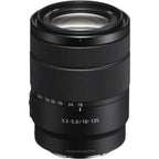 Sony E 18-135mm f/3.5-5.6 OSS All-in-One Zoom Lens – product view 1