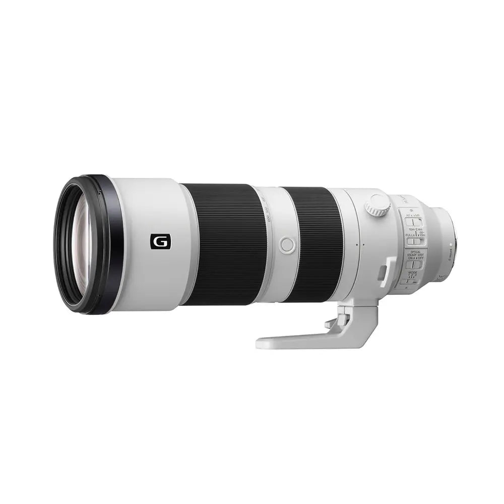 Sony FE 200-600mm f/5.6-6.3 G OSS Super Telephoto Zoom Lens – product view 1