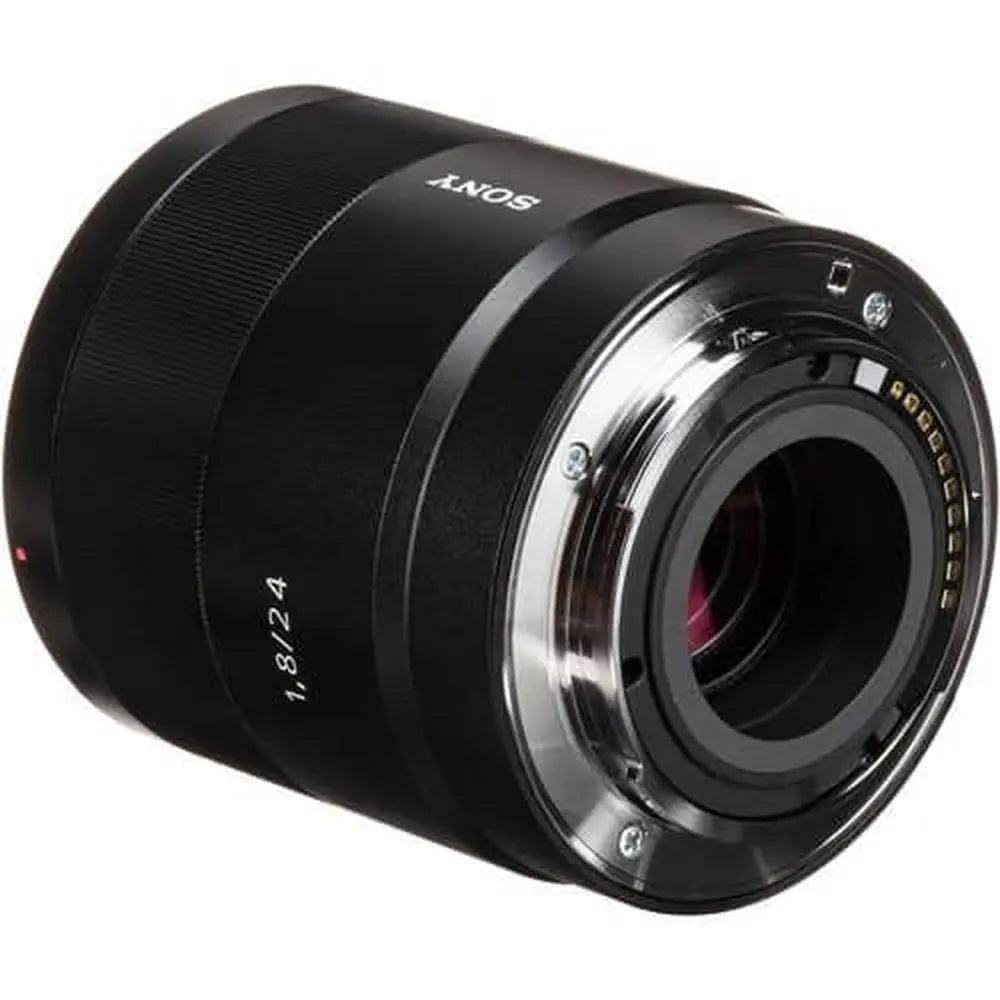 Sony Sonnar T* E 24mm f/1.8 ZA Prime Lens – product view 2