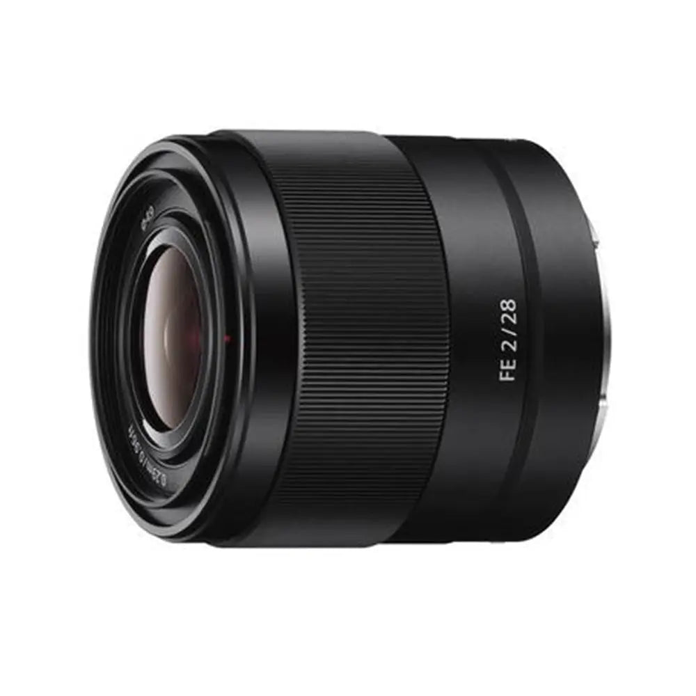 Sony FE 28mm f/2 Wide-Angle Prime Lens – product view 2