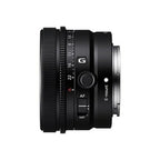 Sony FE 40mm f/2.5 G Compact Prime Lens – product view 3