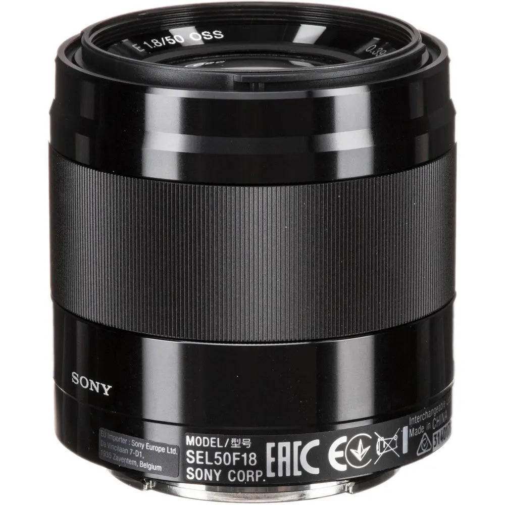 Sony E 50mm f/1.8 OSS Portrait Prime Lens (Black) – product view 3