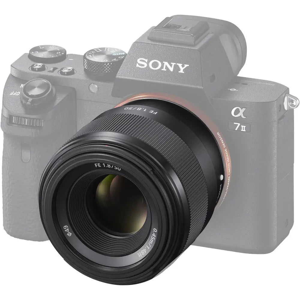 Sony FE 50mm f/1.8 Standard Prime Lens – product view 3