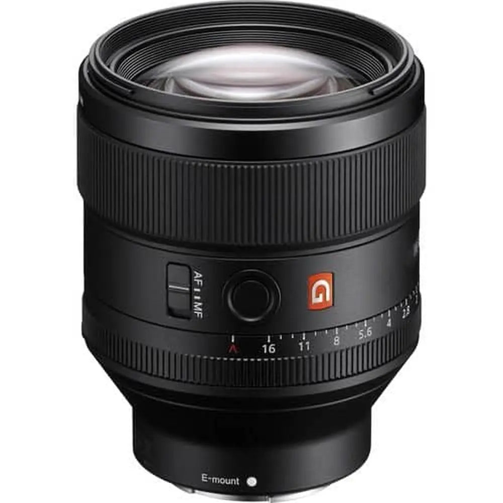 Sony FE 85mm f/1.4 GM Portrait Prime Lens – product view 1
