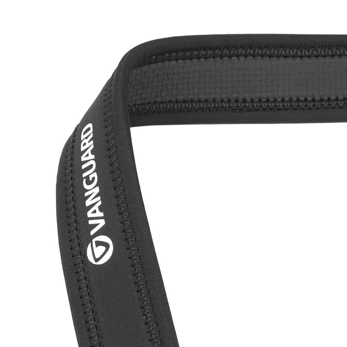 Vanguard Connect 3N1 NEO NS30 Camera Strap – Black — close-up of black padded strap and stitched edge
