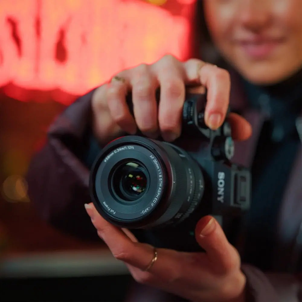 Viltrox AF 55mm f/1.8 EVO FE Full-Frame Autofocus Lens for Sony E-Mount — product details and alternate view